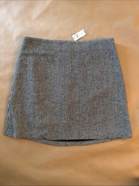 Banana Republic Factory Black and White Houndstooth Mini Skirt